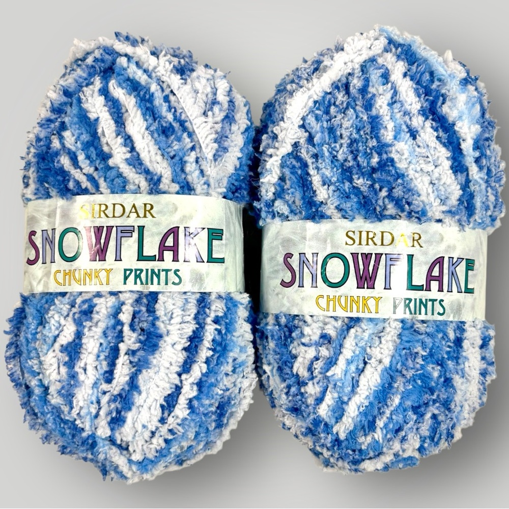 2 SIRDAR SNOWFLAKE Yarns  Blue & White Yarn Ultra Light Fashion Chunky 137 YDS